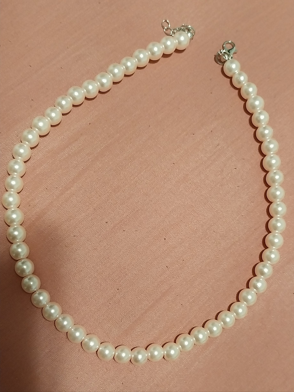Brand New Classic Light Pink Pearl Necklace